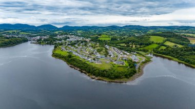 Donegal Town, İrlanda 'da ikamet yeri Tullaghcullion.