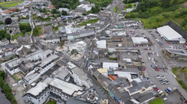 DONEGAL TOWN, IRELAND - 23 HAZİRAN 2024 - Yeni Elmas 'taki çalışmalar çoktan tamamlandı.