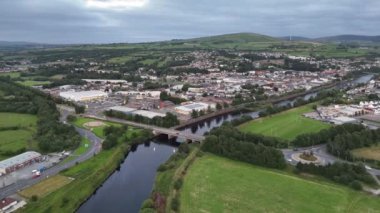 Kuzey İrlanda 'daki Strabane' in hava görüntüsü.
