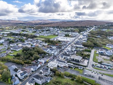 DUNGLOE, COUNTY DONEGAL, IRELAND - OCTOBER 21 2023 : The town is close to the Atlantic Ocean. clipart