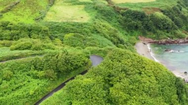 Moville, Donegal, İrlanda 'daki su parkının havadan görüntüsü..