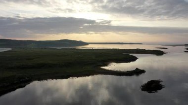 Donegal İlçesi Gweebarra Körfezi, İrlanda Cumhuriyeti.