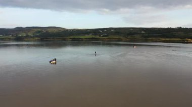 Jetski, Gweebarra körfezinde Portnoo ve Lettermacaward arasında sıkıştı..