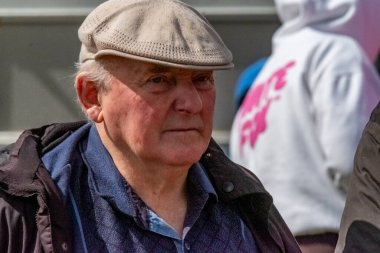 MEENACİS, İKİNCİ DONEGAL, İRELAND - 4 AĞUSTOS 2025: ziyaretçiler Meencross Tarım Fuarı 'nın tadını çıkarıyorlar.