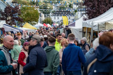 GLENTIES, COUNTY DONEGAL, IRELAND - 13 Eylül 2025: The Hasat Fuarı, Anayol 'da düzenlenen ücretsiz yıllık etkinliktir..
