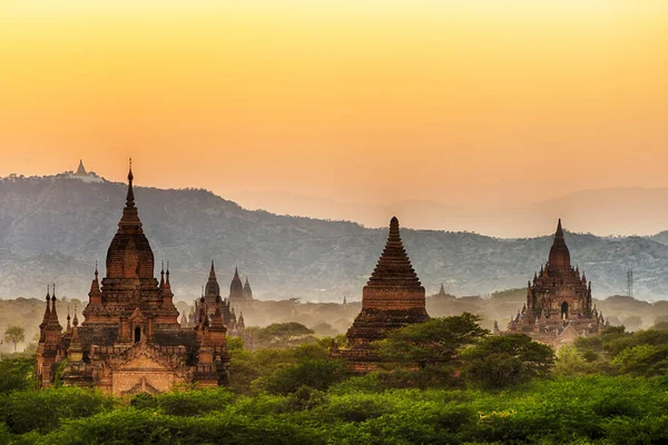 Sun Setting Old Buddhist Pagodas Ancient City Bagan Myanmar — Stock Photo, Image