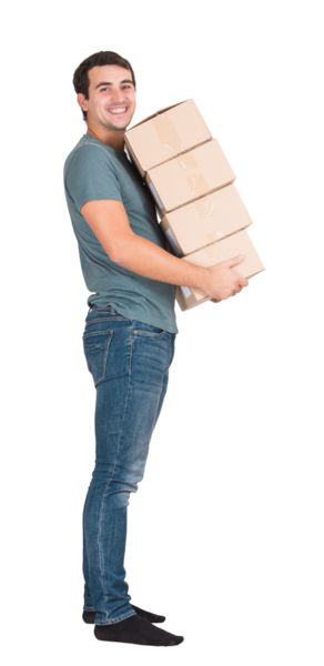 Karton kutuları taşıyan ve yükleyen genç adamın tam boy portresi. Eşyalarımı toplayıp yeni bir eve taşınıyorum. Seyahate hazırım.