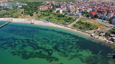 Bulgaristan 'ın sahil beldesi Ravda' nın hava manzarası