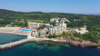 Bulgaristan 'ın Sozopol kenti yakınlarındaki lüks otel kompleksi Duni Resort' a havadan bakış