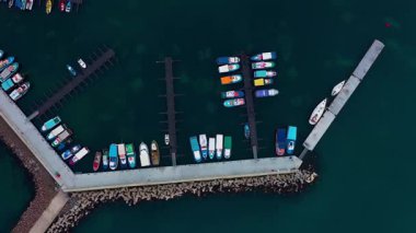 Bulgaristan 'ın Burgaz' ın eski Nesebar kentinde balıkçılık limanı