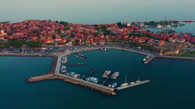 Bulgaristan 'ın Nessebar kentinin havadan görüntüsü