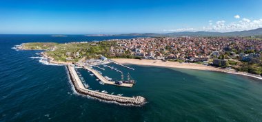 Bulgaristan 'ın Burgaz kentinin Chernomorec kentinin liman manzarası