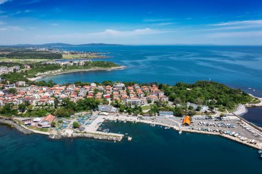 Bulgaristan 'ın Burgaz kentindeki Çarevo kasabasının hava manzarası
