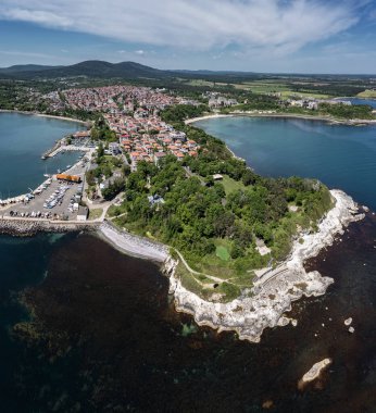 Bulgaristan 'ın Burgaz kentindeki Çarevo kasabasının hava manzarası