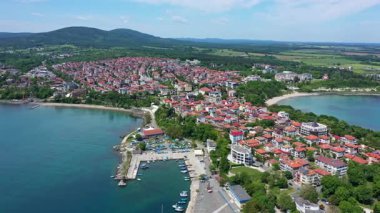Bulgaristan 'ın Burgaz kentindeki Çarevo kasabasının hava manzarası