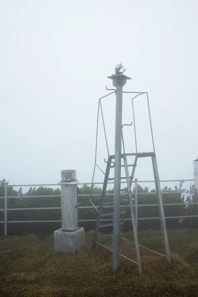 Instrumentos Estación Meteorológica Escena Niebla Concepto Meteorología — Foto de Stock