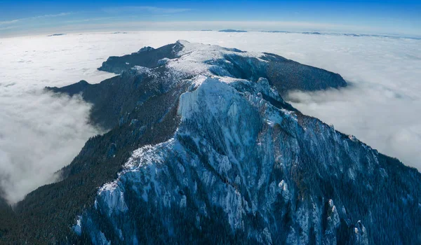 Góra Ceahlau Rumunii Karpaty Widok Powietrza — Zdjęcie stockowe