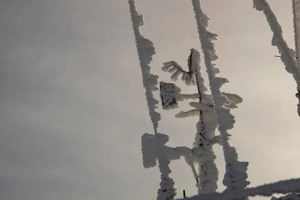 Frysta Instrument Väderstationen Vinter Berg Scen — Stockfoto