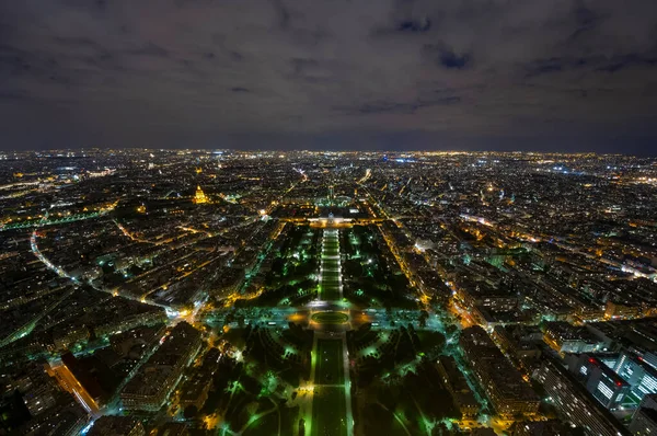 Gece Fransa Paris Şehir Eyfel Kulesi Üstten Görüntülemek — Stok fotoğraf