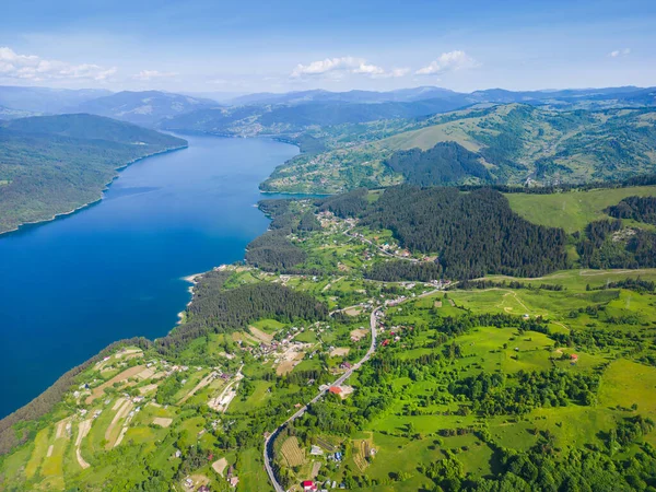 罗马尼亚Ceahlau山区的Bicaz湖 夏季风景 — 图库照片