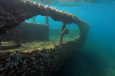 Karadağ 'ın Adriyatik Denizi' ndeki Rose Beach yakınlarında gemi kazası