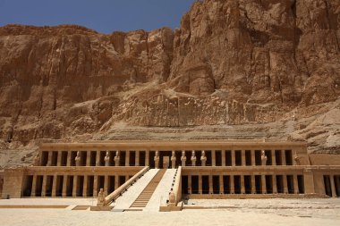 Deir el-Bahari, Mısır 'daki Hatshepsut Morg Tapınağı