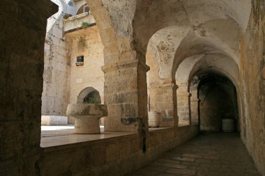 Dormition Manastırı, Kudüs, İsrail 'deki Zion Dağı' ndaki manastır.