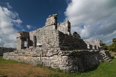 Büyük Efendi 'nin Sarayı - Meksika, Tulum' daki arkeolojik alanda Maya harabeleri