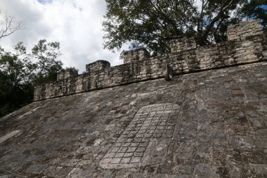 Coba kompleksindeki balo sahası, Yucatan, Meksika