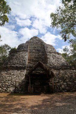Coba Arkeolojik Alanında Xai-be Piramidi, Yucatan Yarımadası, Meksika