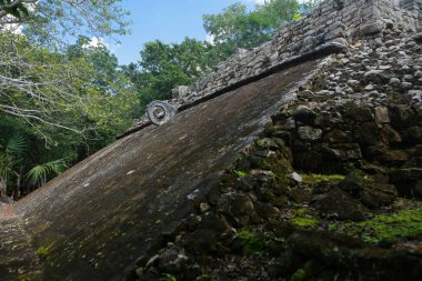 Coba kompleksindeki balo sahası, Yucatan, Meksika