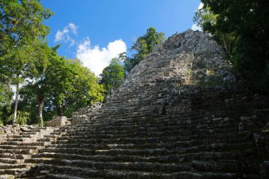 La Iglesia piramidi, Coba kompleksi, Yucatan, Meksika