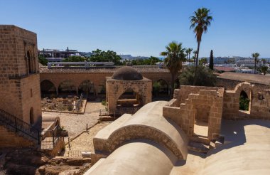 Ayia Napa, Kıbrıs - 6 Haziran 2025: Tarih merkezi, manastır ortodoks kilisesi