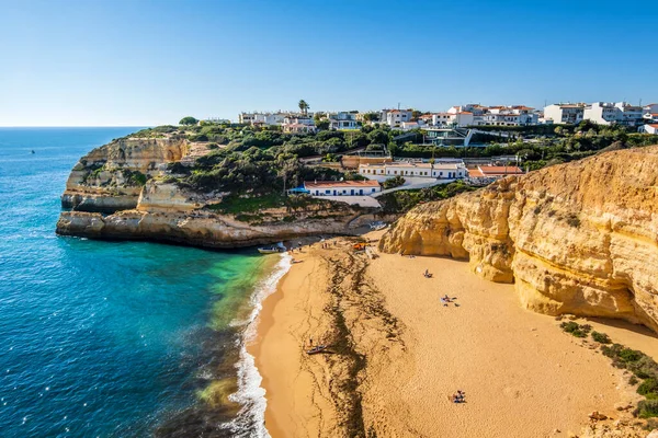 Hermosa Ciudad Benagil Playa Benagil Junto Océano Atlántico Algarve Portugal — Foto de Stock