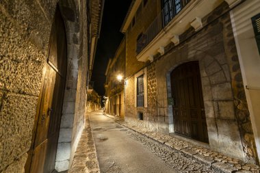 Soller, Mallorca, İspanya, Avrupa 'nın güzel gece manzarası