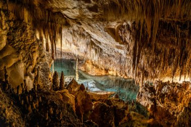 Mallorca, İspanya ve Avrupa 'daki Drach Mağaralarının inanılmaz fotoğrafları