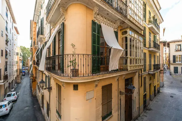마요르카 스페인 유럽의 매력적인 건축과 거리의 스톡 이미지