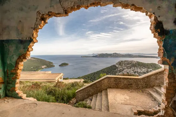 관점에서 Formentor의보기 마요르카 스페인 로열티 프리 스톡 이미지