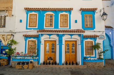El Haouta Caddesi, Fas, Chefchaouen 'den ev manzaralı.