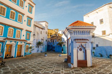 El Haouta Caddesi, Fas, Chefchaouen 'den ev manzaralı.