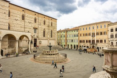 Perugia, İtalya - 30 Mayıs 2024: Güzel Priors Sarayı, Umbria, İtalya