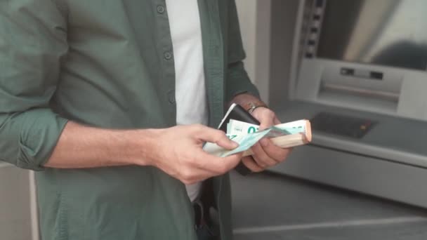 Close View Caucasian Man Receiving Euro Notes Debit Bank Card — Stok video