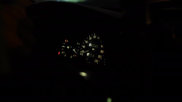 Autó Sebességmérő Navigátor Taxiban Üzemanyagszint Jelző Olaj Motor Hőmérséklete Sebesség — Stock videók