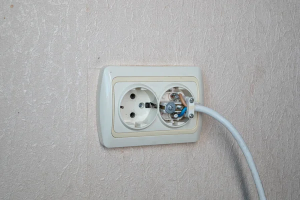 Household Electrical Outlet Broken Electrical Plug Bare Live Wires Sticking — Stock Photo, Image