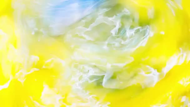 Змішування Яєць Змішування Яєць Повільний Рух Яєчний Жовток Білий Змішуються — стокове відео