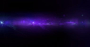 Çok renkli gerçek ışık sızıntıları ve siyah üzerine lazer gibi parlayan mercekler.