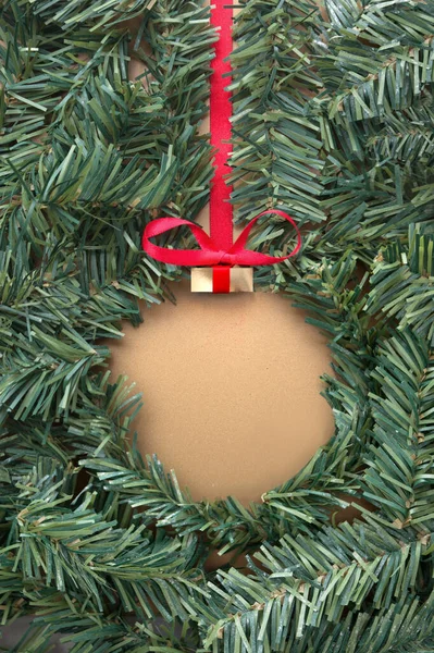 Kerstboom Sparren Met Goud Papier Ruimte Het Midden Vorm Van — Stockfoto