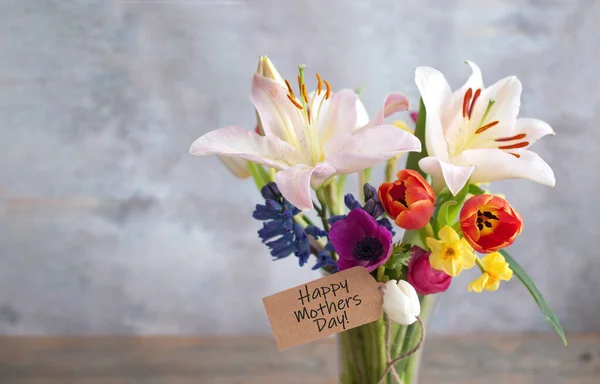 Boldog Anyák Napi Csokor Virág Beleértve Liliomot Nárciszt Jácintot — Stock Fotó