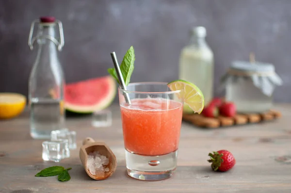 Meyve Aromalı Probiyotik Kefir Kokteyli — Stok fotoğraf