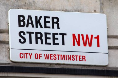 Londra, İngiltere - 4 Mart 2024: Londra, İngiltere 'de Baker Caddesi için bir sokak tabelasına yakın çekim.